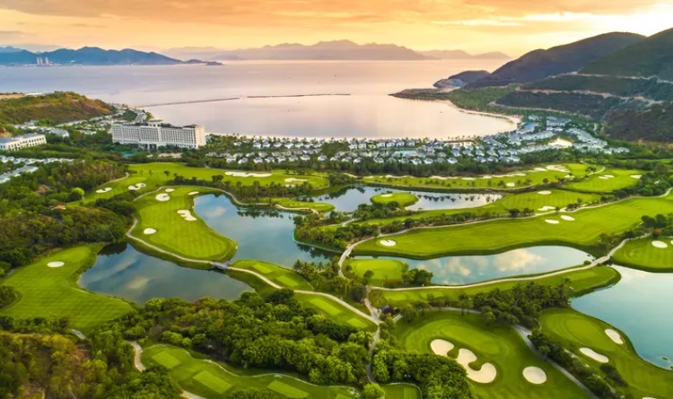 San golf vinpearl nha trang